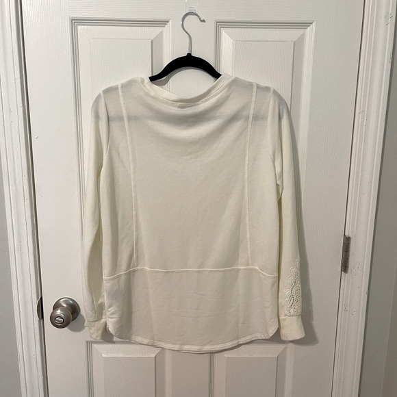 NWOT Wrangler Crochet Sleeve Top​ - Picture 4 of 4
